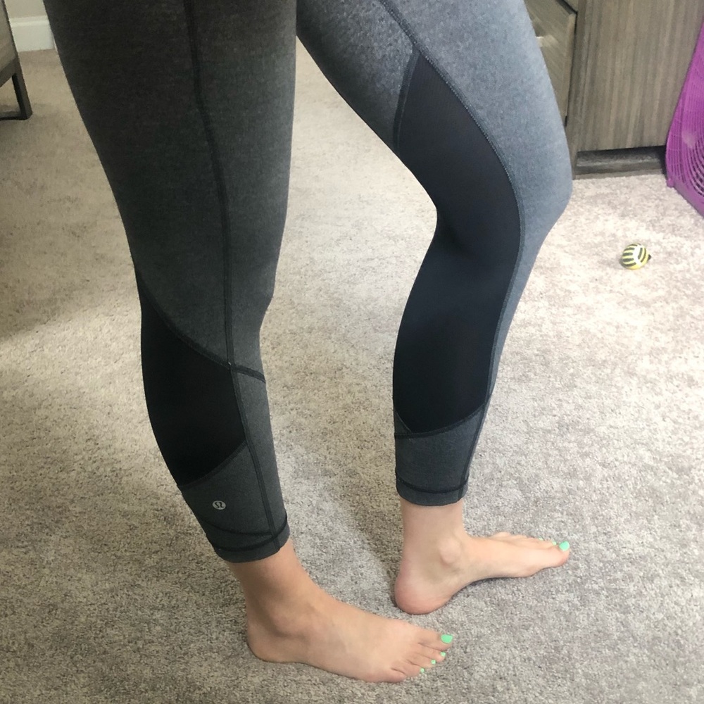 Lululemon Leggings Size 6 Charcoal Gray/Black
